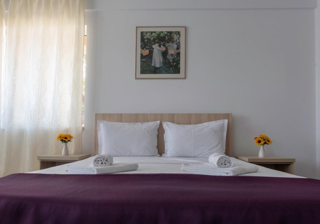 Casa El Greco Hotel คอสติเนช ภายนอก รูปภาพ